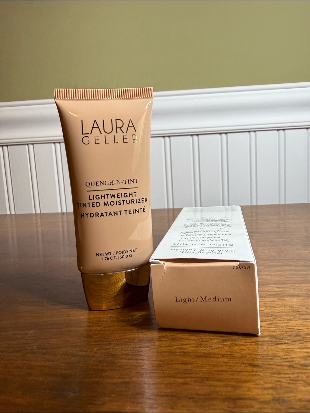 Laura Geller Tinted Moisturizer Tube in Beige